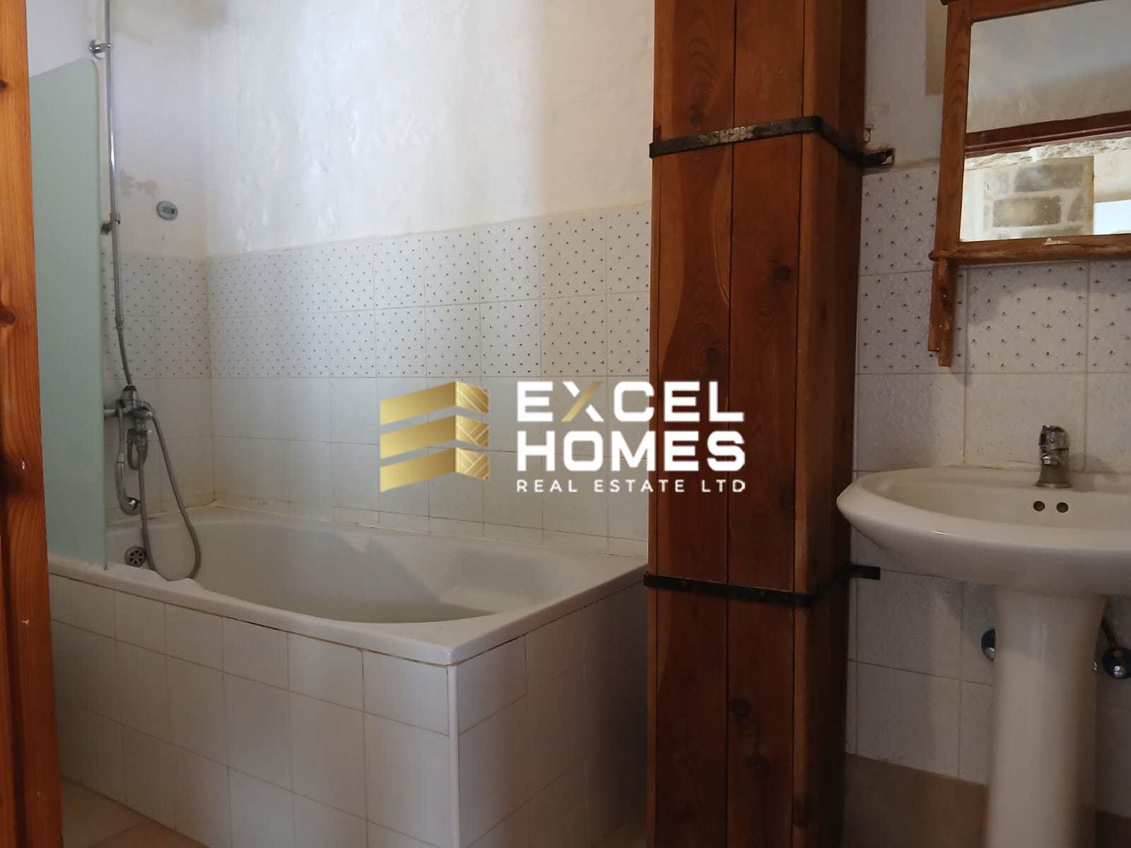 3 bedroom Farmhouse in Xaghra, Malta – 65781