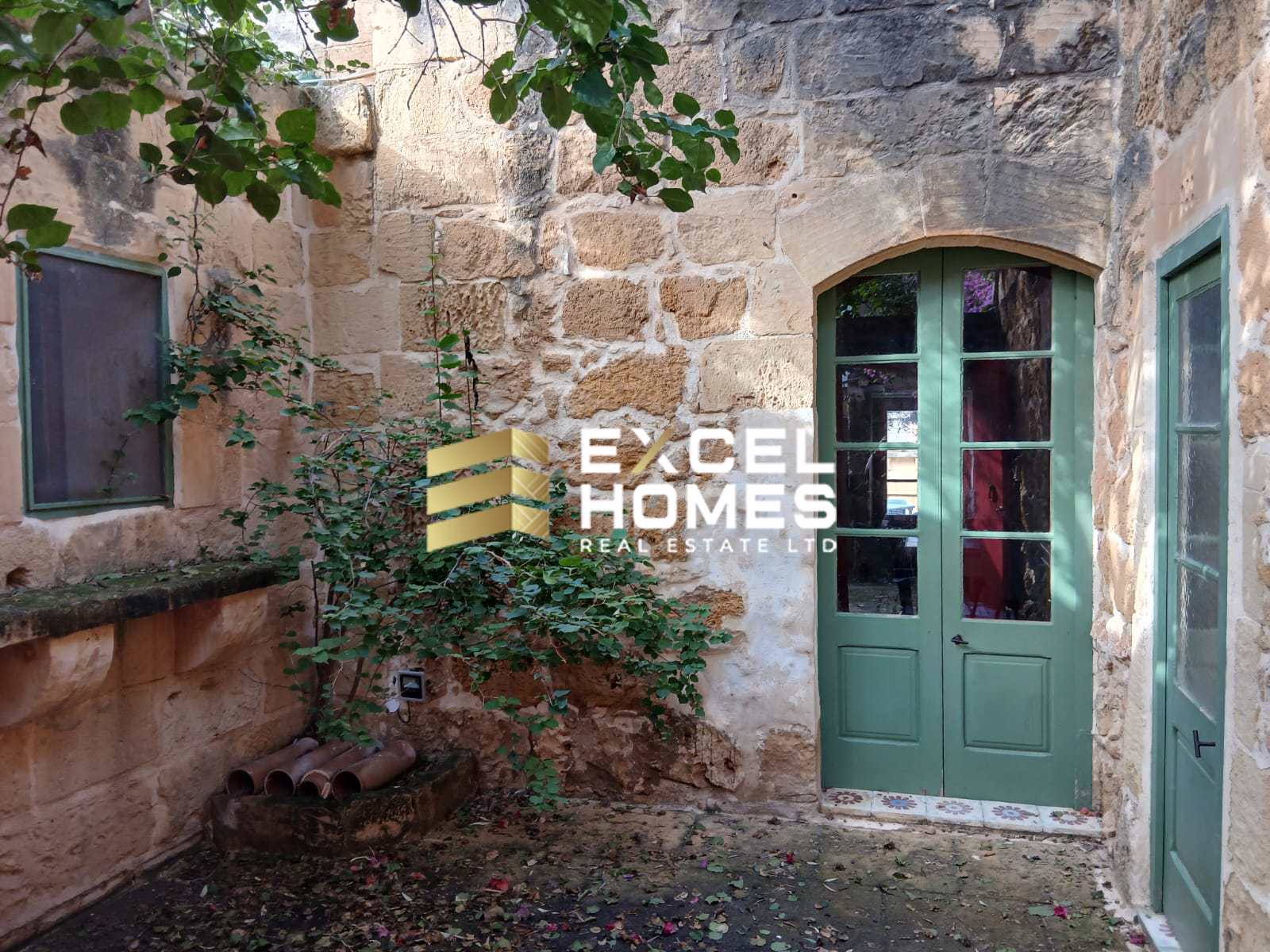 2 bedroom Farmhouse in Xaghra, Malta – 65771