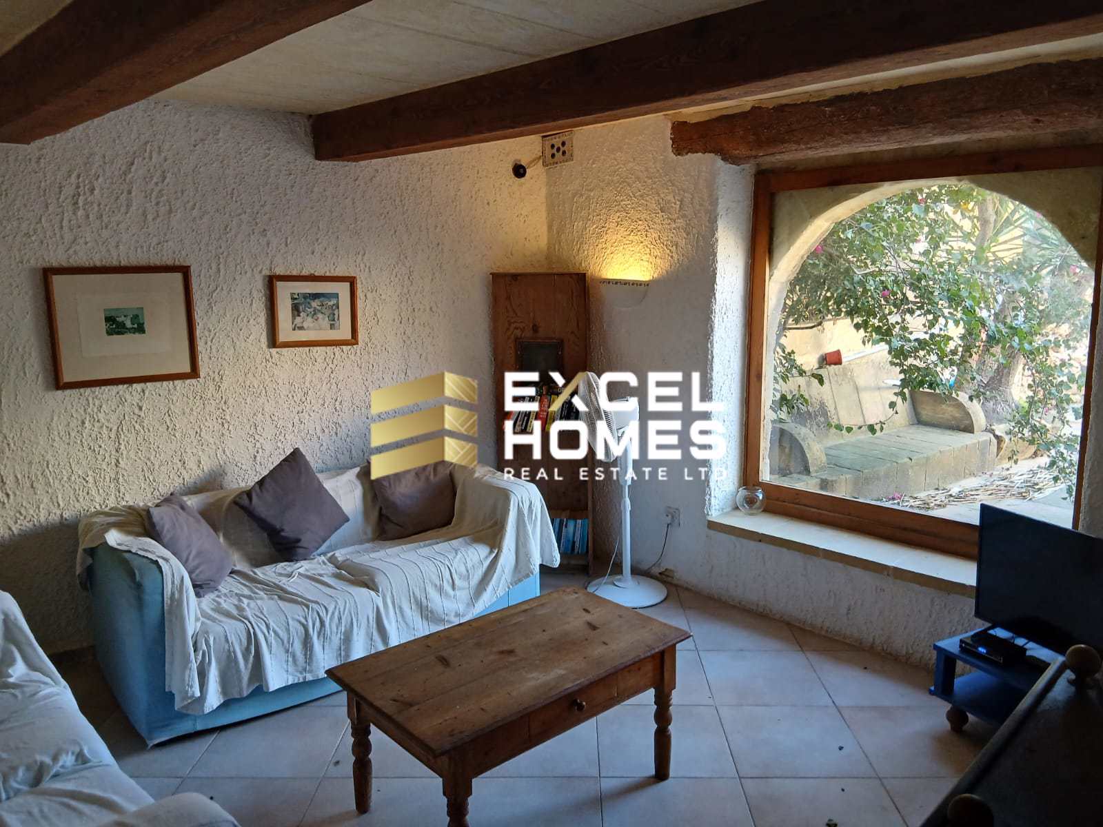 2 bedroom Farmhouse in Xaghra, Malta – 65771