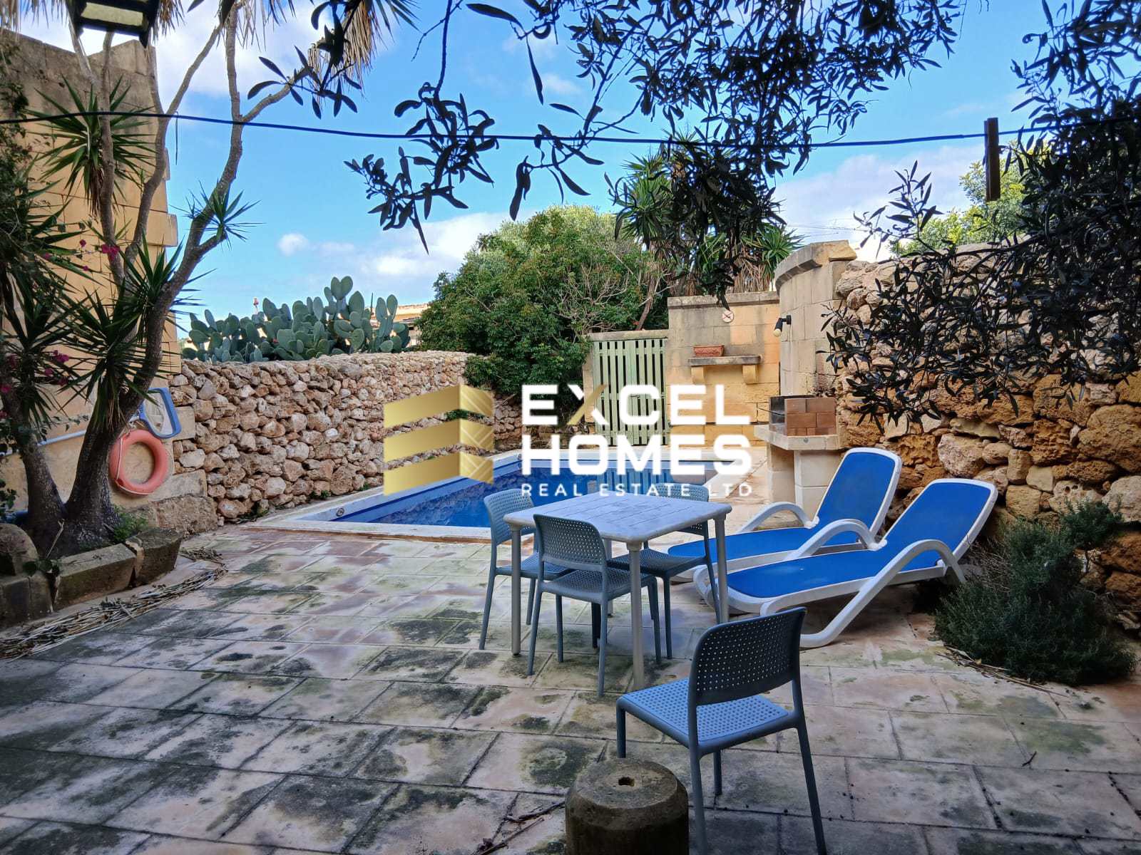 2 bedroom Farmhouse in Xaghra, Malta – 65771