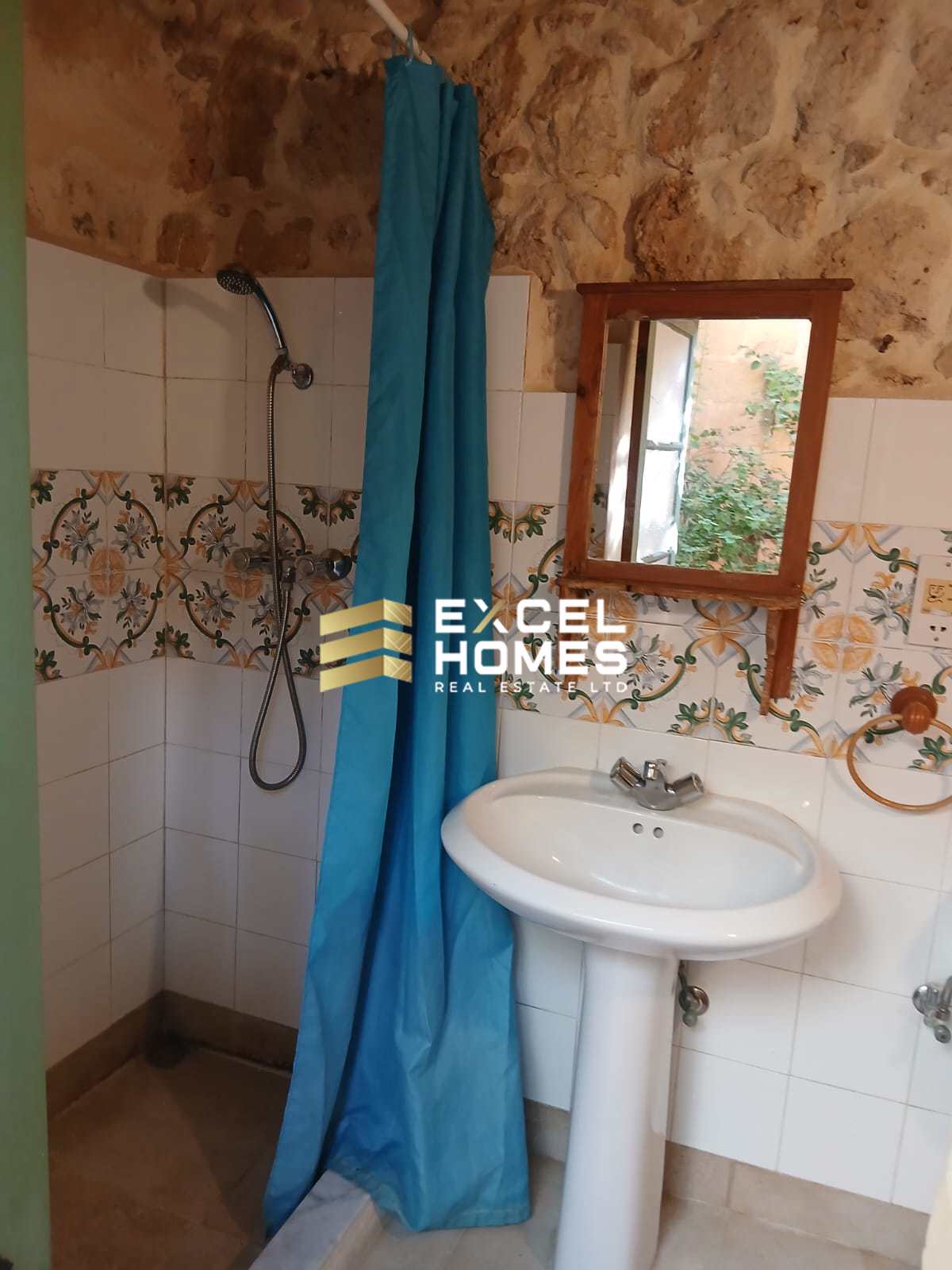 2 bedroom Farmhouse in Xaghra, Malta – 65771