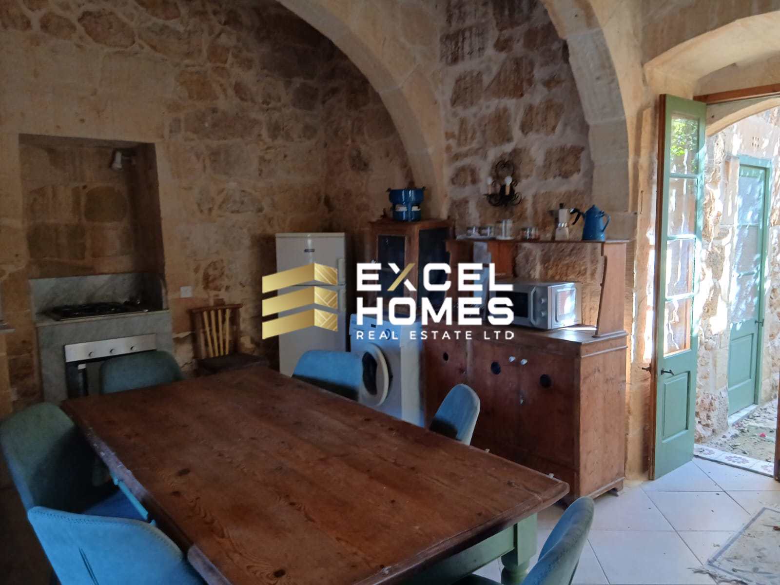 2 bedroom Farmhouse in Xaghra, Malta – 65771