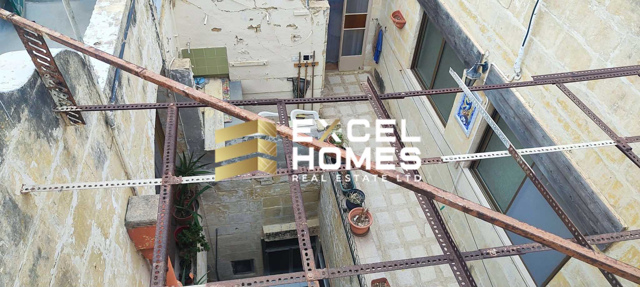 3 bedroom Townhouse in Cospicua (Bormla), Malta – 65709