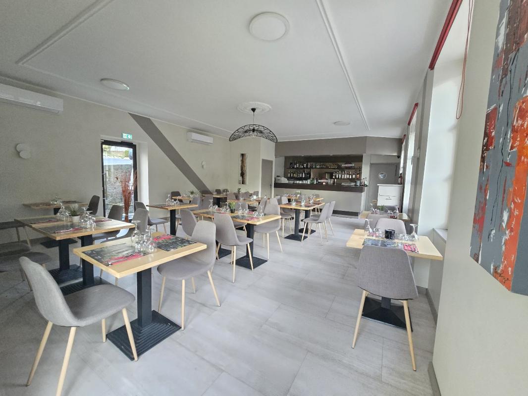 immeuble in Salmiech, Aveyron, France