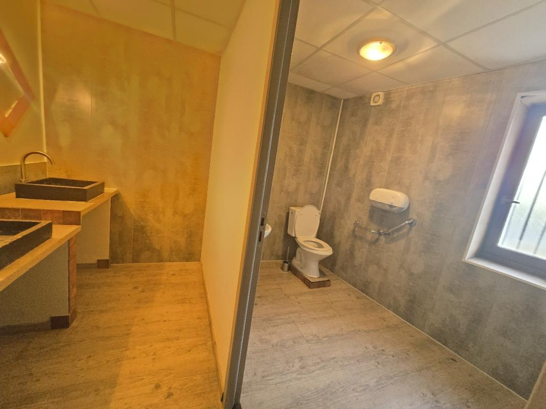 immeuble in Salmiech, Aveyron, France