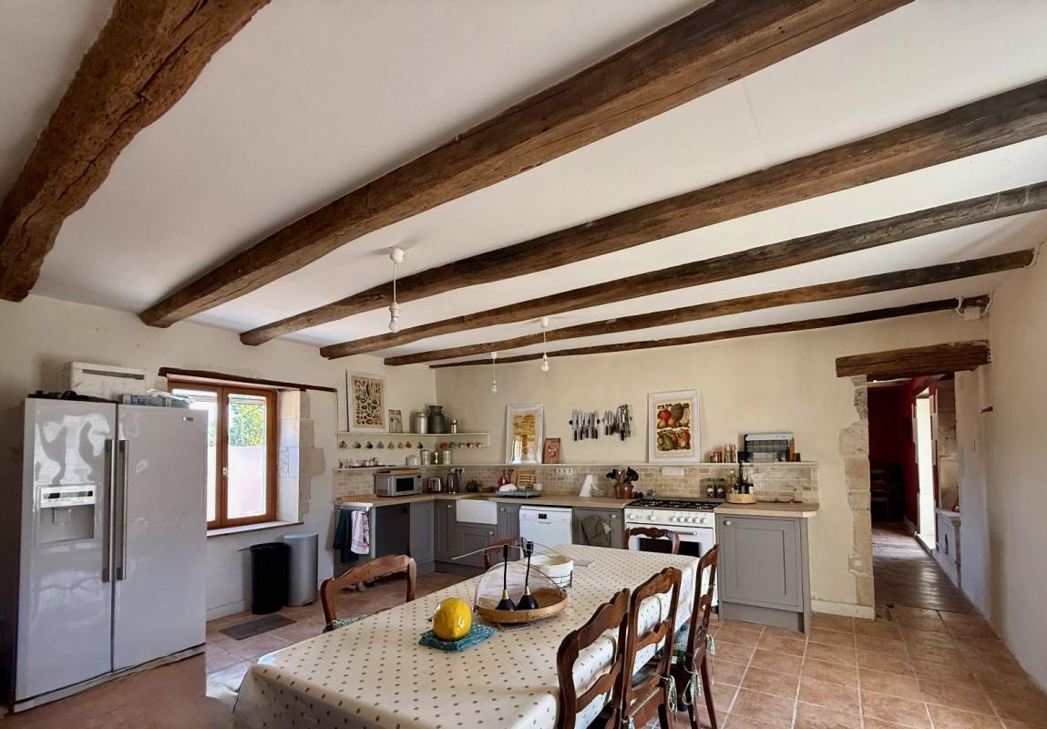 3 bedroom propriete in Chaunay, Vienne, France