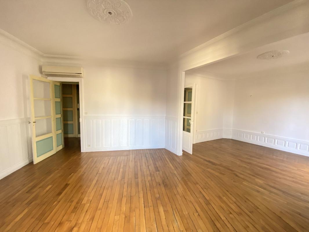 2 bedroom appartement bourgeois in Brive La Gaillarde, Corrèze, France