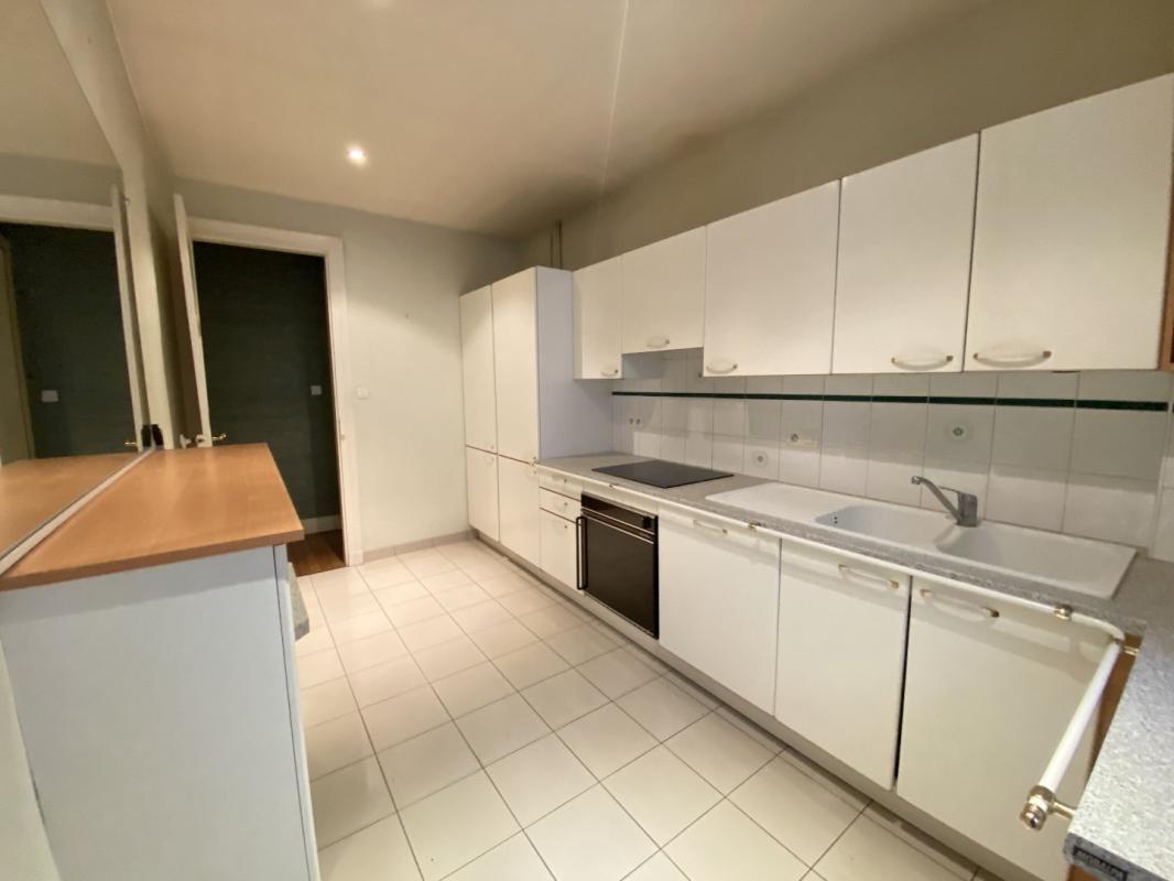 2 bedroom appartement bourgeois in Brive La Gaillarde, Corrèze, France