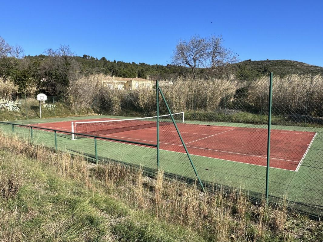 6 bedroom villa in Montouliers, Hérault, France