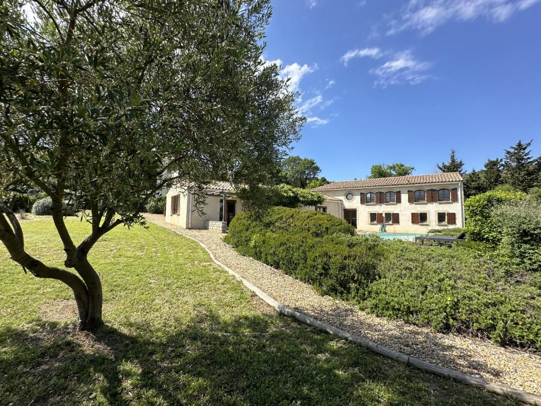 6 bedroom villa in Montouliers, Hérault, France
