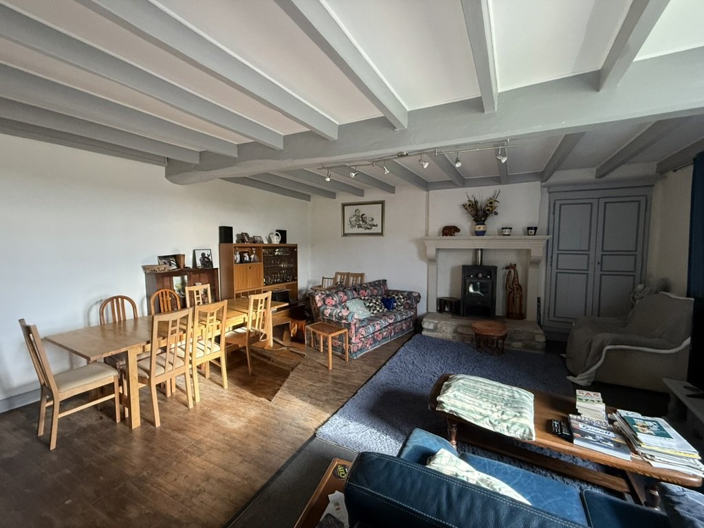 7 bedroom maison in Pioussay, Deux-Sèvres, France