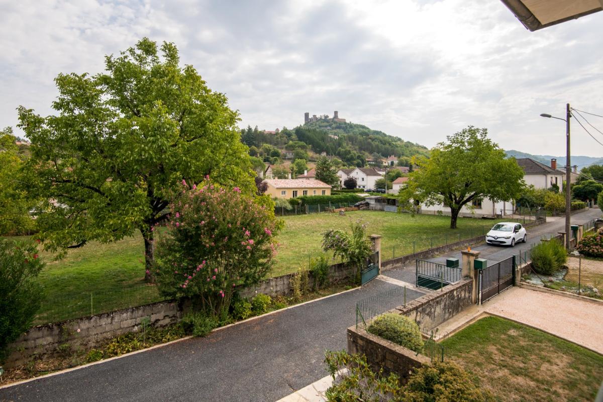 4 bedroom maison individuelle in Saint Cere, Lot, France