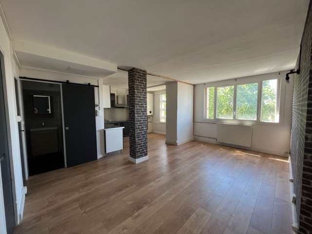 2 bedroom appartement renove in Avignon, Vaucluse, France