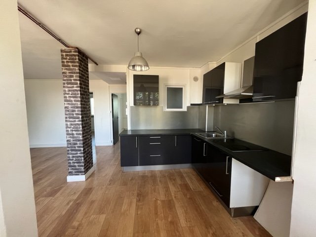 2 bedroom appartement renove in Avignon, Vaucluse, France