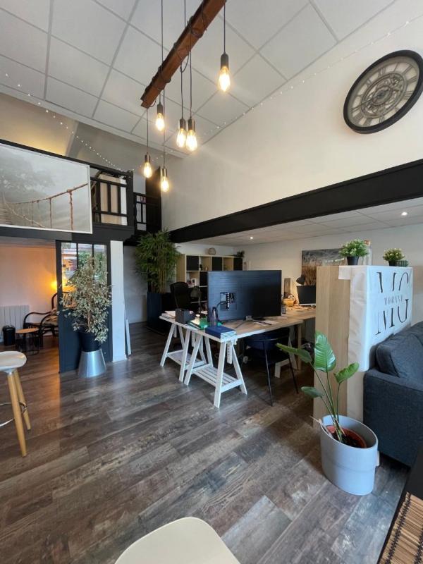 local commercial in Cavaillon, Vaucluse, France