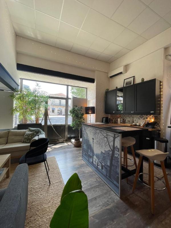 local commercial in Cavaillon, Vaucluse, France