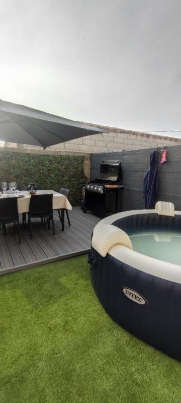 2 bedroom duplex/triplex in Cavaillon, Vaucluse, France