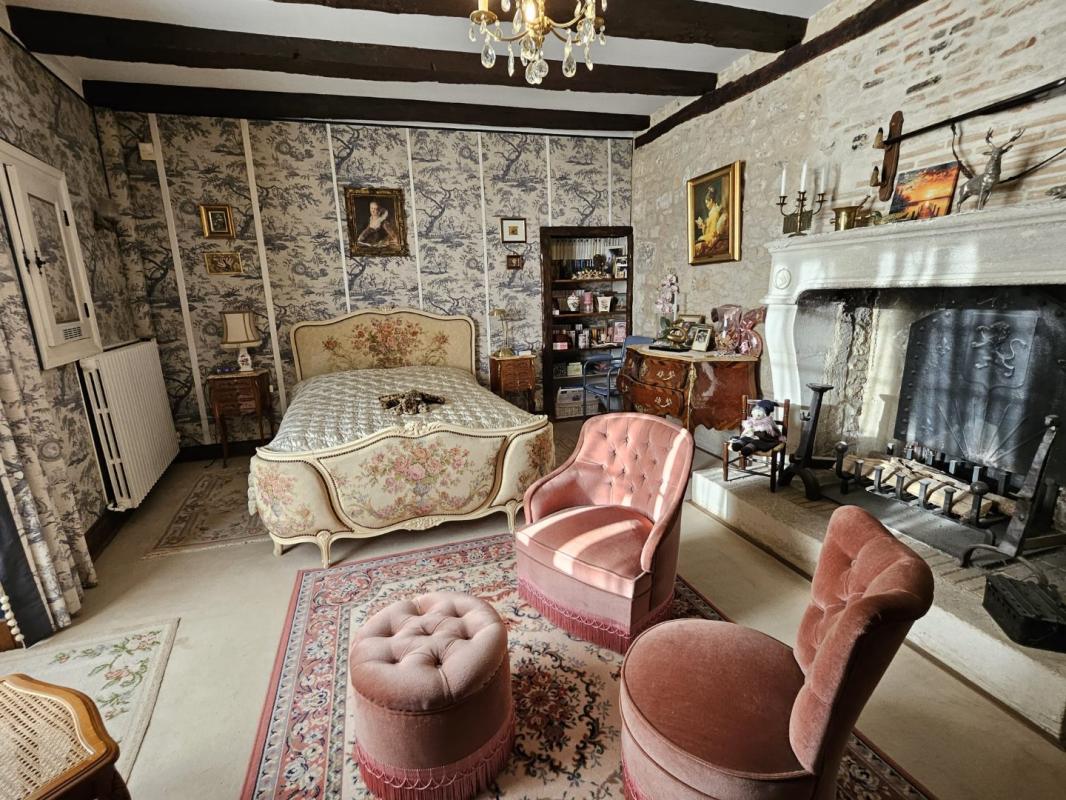 7 bedroom chateau in Perigueux, Dordogne, France