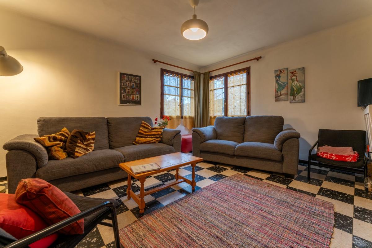 3 bedroom maison in Saint Laurent De Carnols, Gard, France