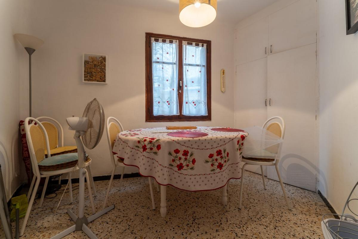 3 bedroom maison in Saint Laurent De Carnols, Gard, France