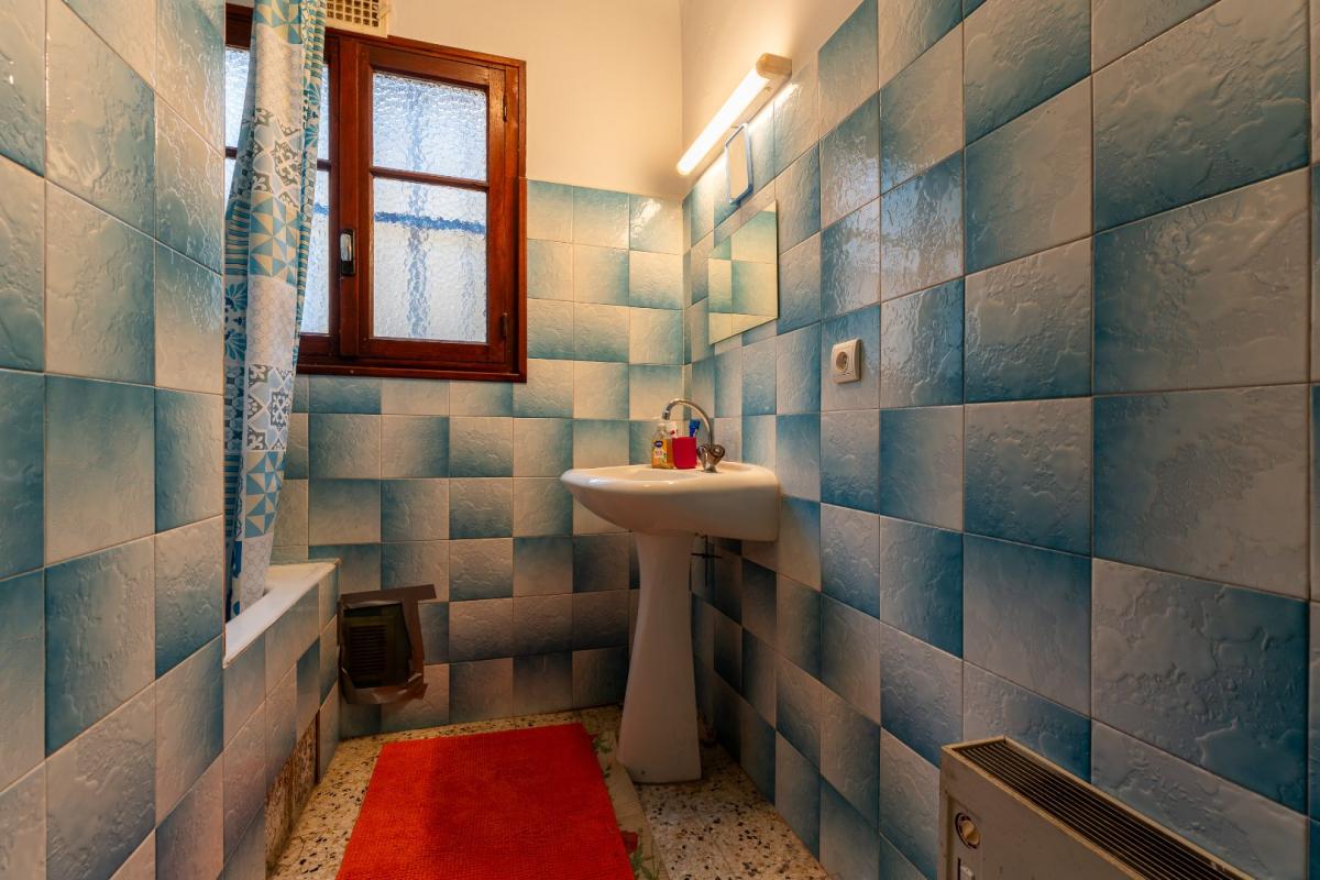 3 bedroom maison in Saint Laurent De Carnols, Gard, France