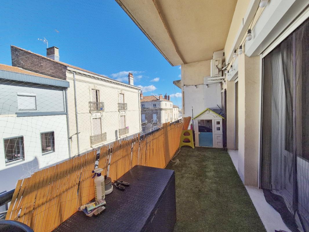 3 bedroom t4 in Beziers, Hérault, France