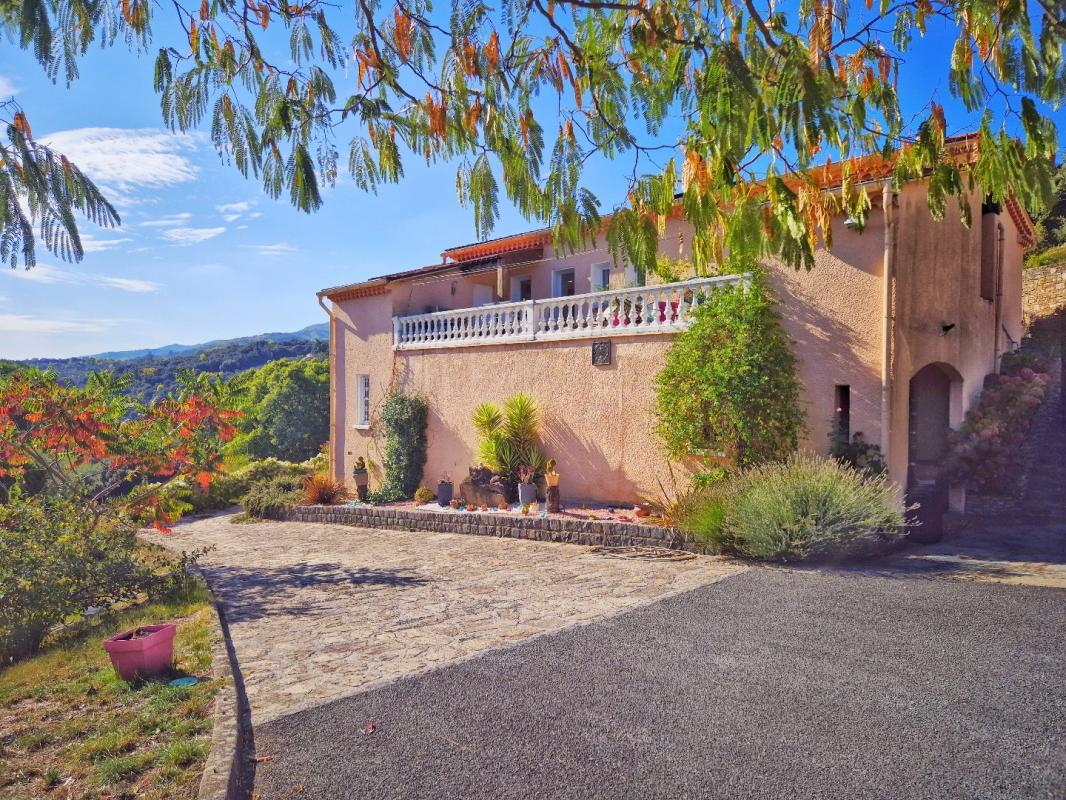 4 bedroom maison de campagne in Premian, Hérault, France