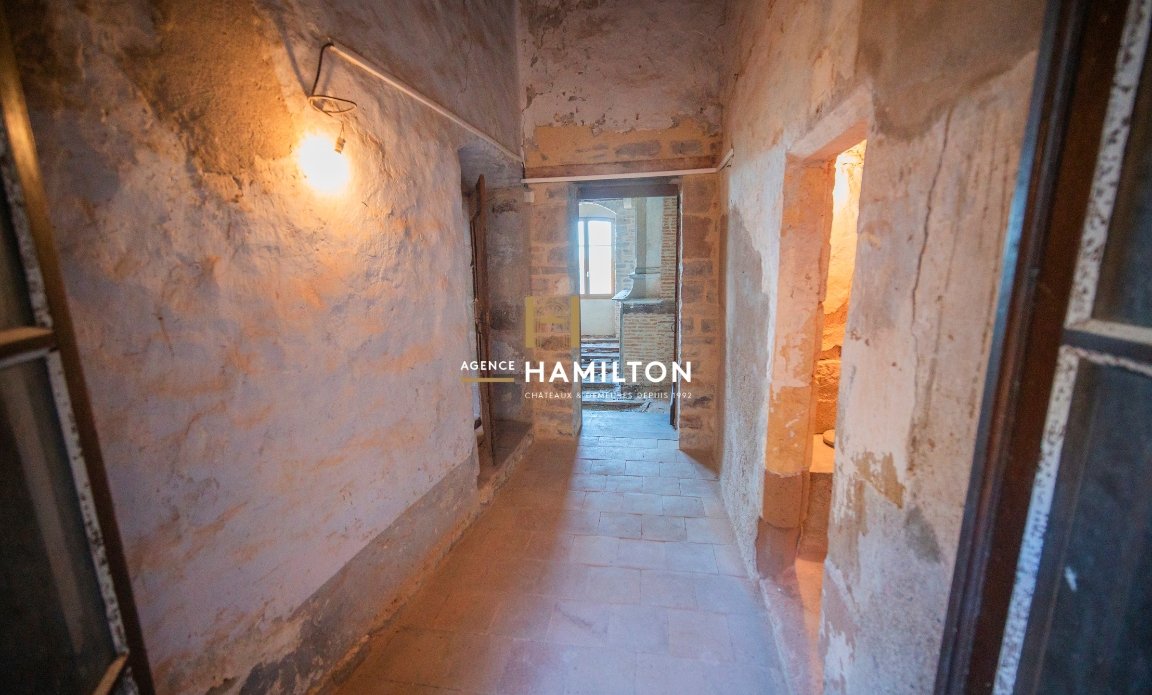 6 bedroom propriete in Cordes-sur-ciel, Tarn, France