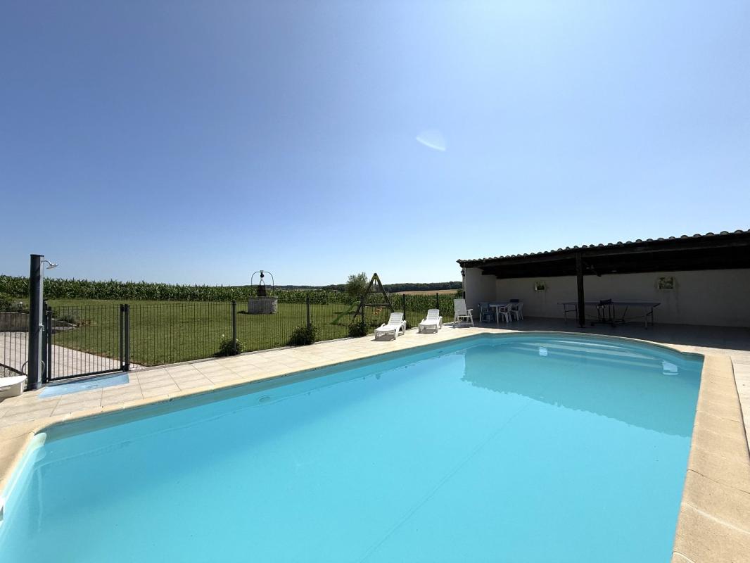 8 bedroom maison in Berneuil, Charente, France