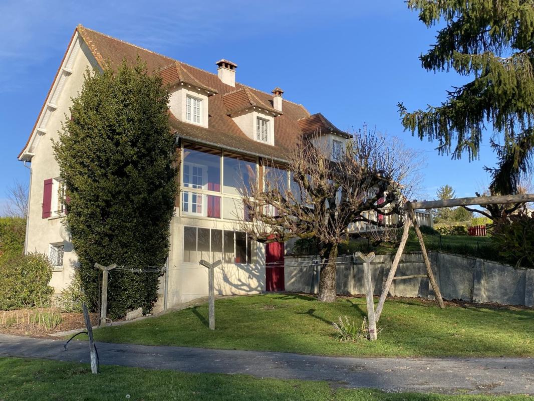 6 bedroom maison in Verteillac, Dordogne, France