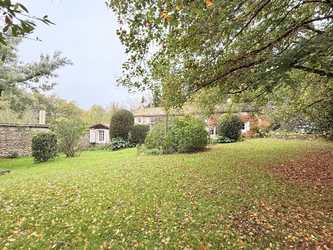 3 bedroom maison in Rougnac, Charente, France