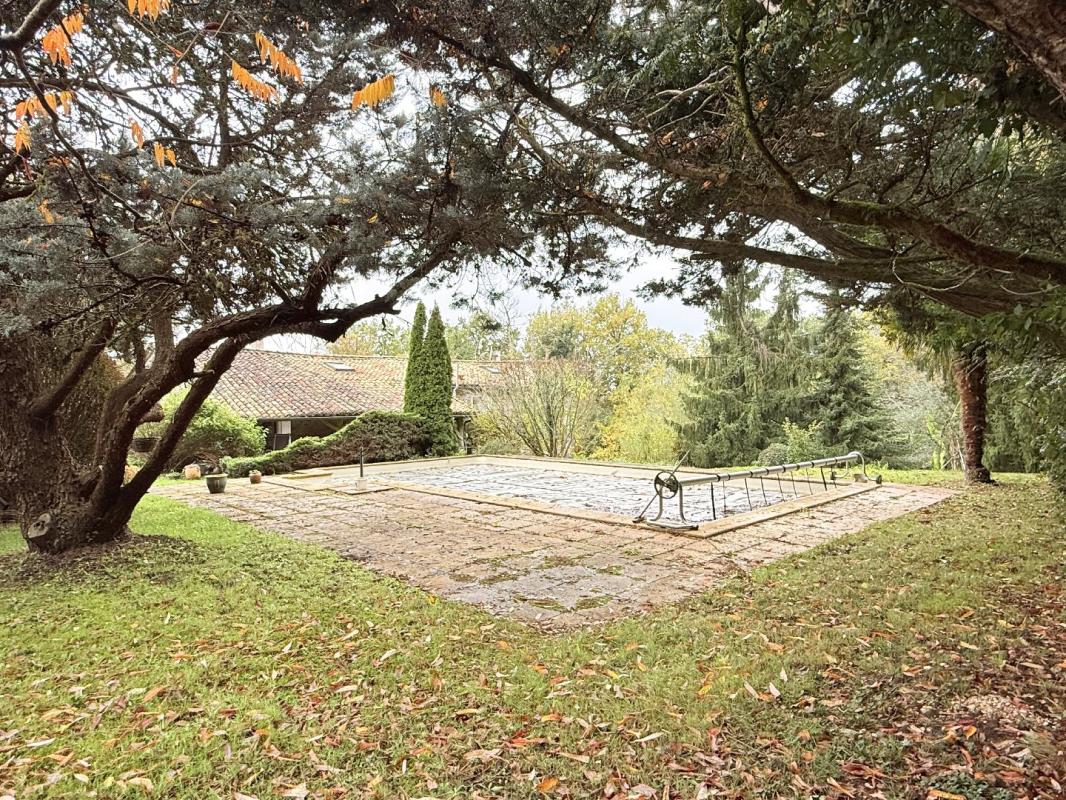 3 bedroom maison in Rougnac, Charente, France