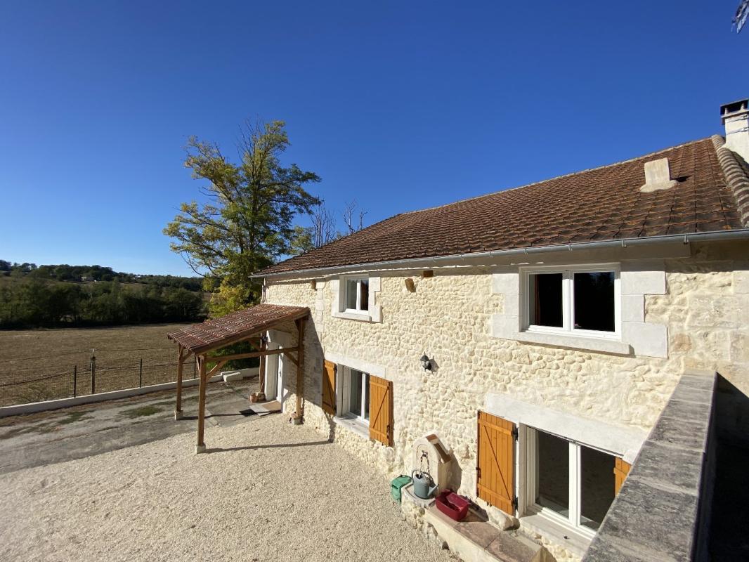 4 bedroom maison in Celles, Dordogne, France