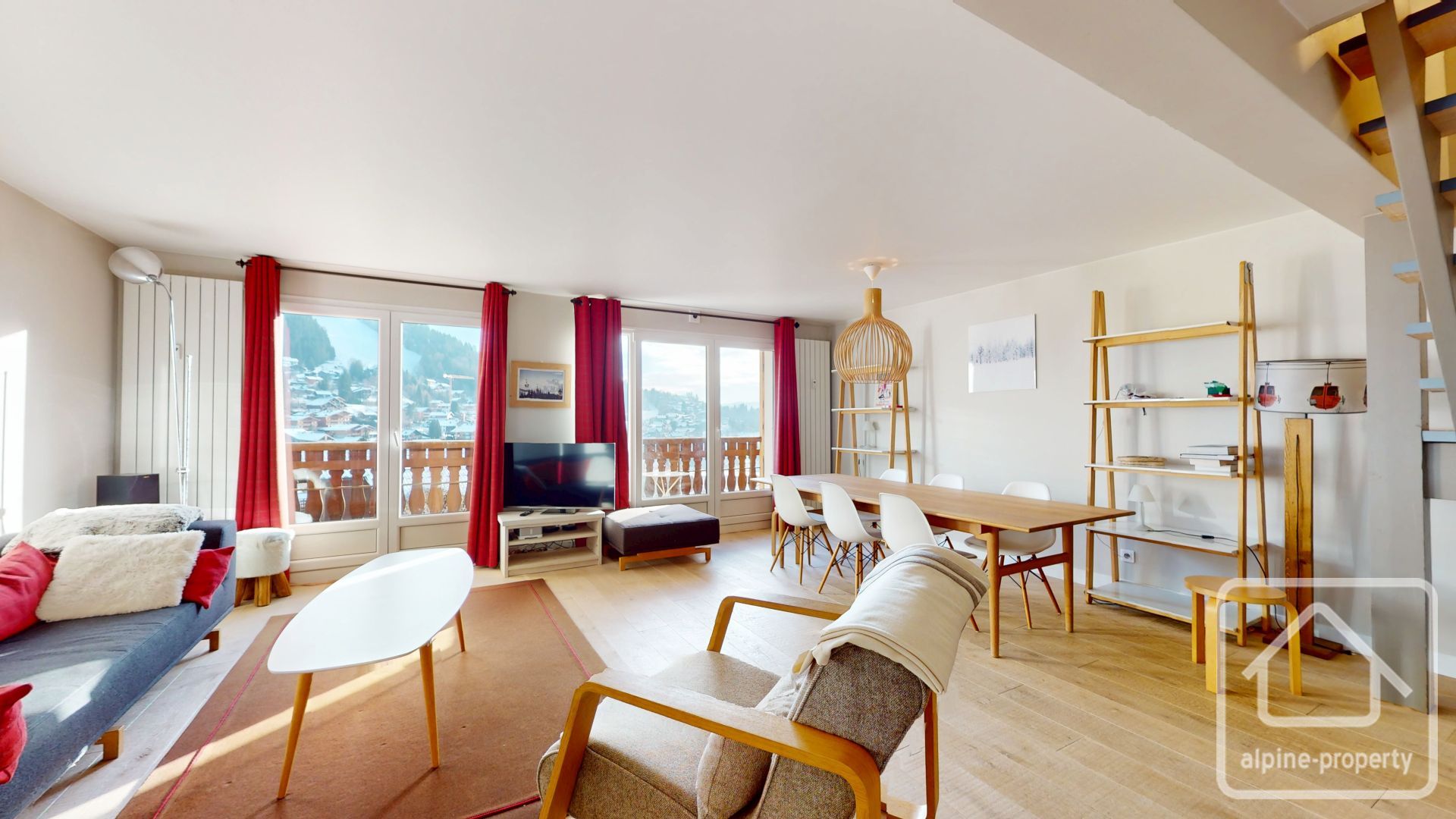 A Splendid Renovated Duplex With 3 Bedrooms And A Mountain Sleeping Area, Offering Breathtaking Views In The Heart Of Les Carroz. – GRANDVANS