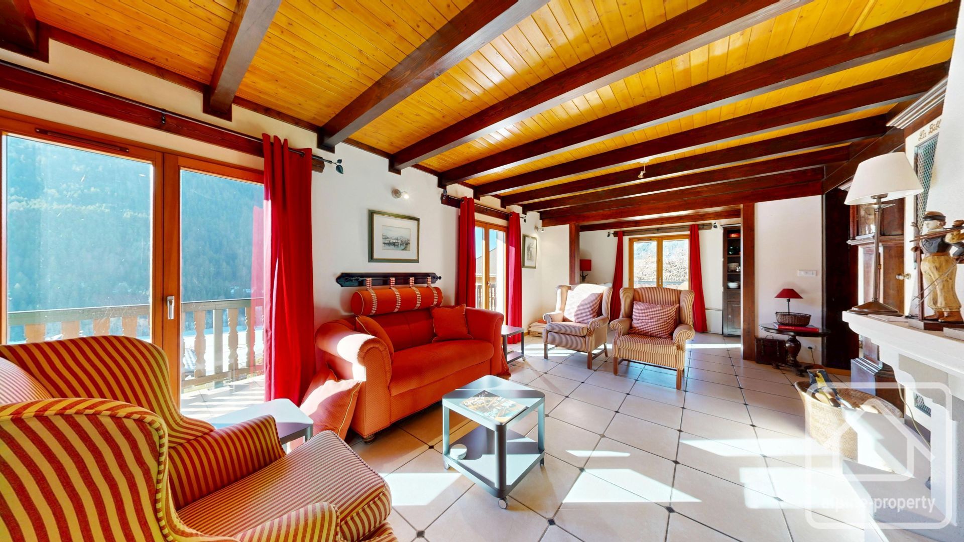 A Large, Modern Chalet With Stunning Views. – MIRADOR