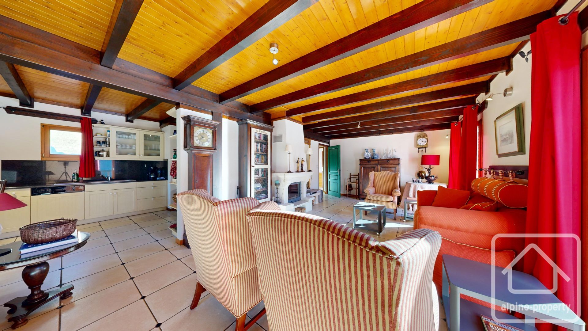 A Large, Modern Chalet With Stunning Views. – MIRADOR