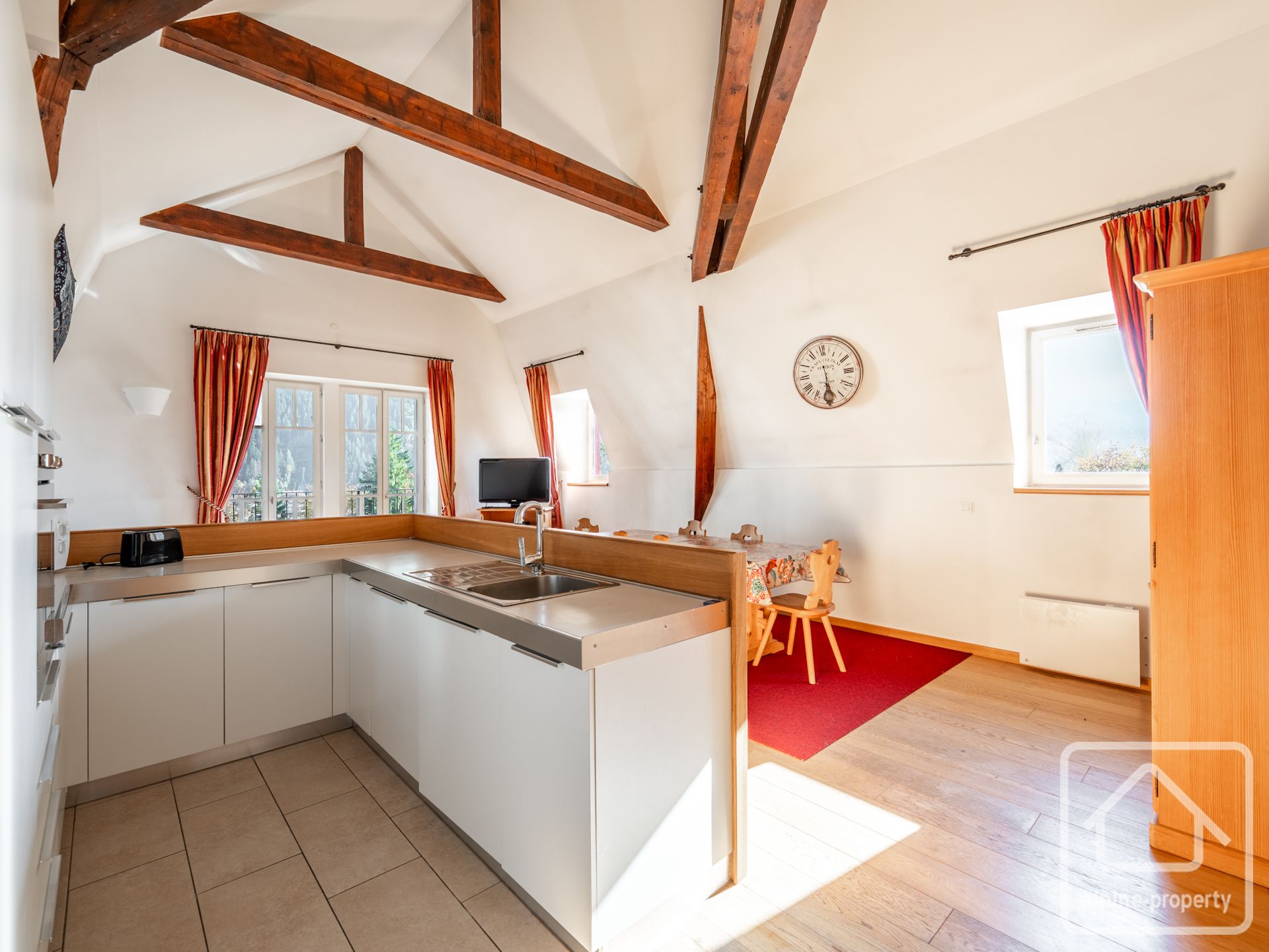 Two Bedroom Apartment With Stunning Mont Blanc Views In A Historic Art Nouveau Villa With Parking Included And Option To Purchase Garages. – FLEURY8