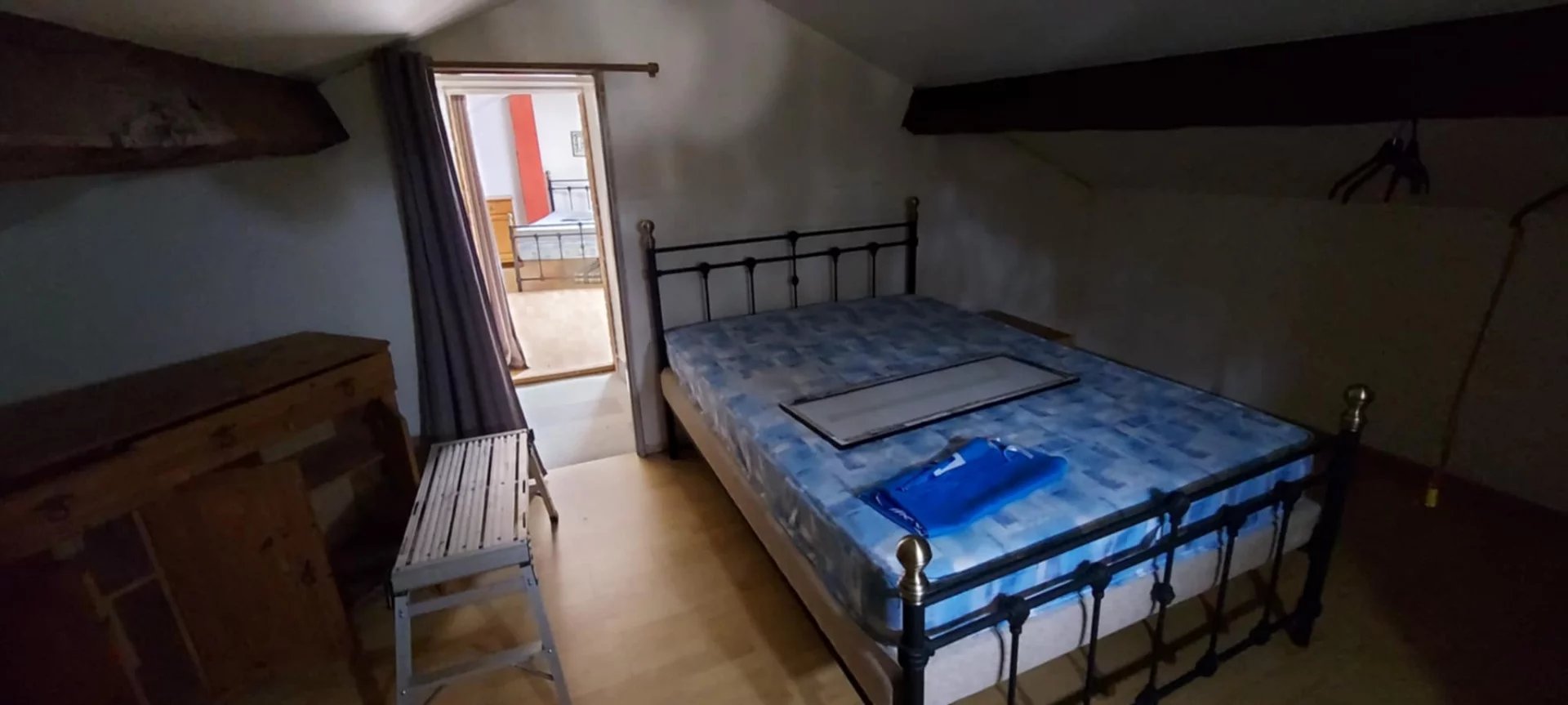 Detached hamlet house close to town, Limousin – France – BVI80014