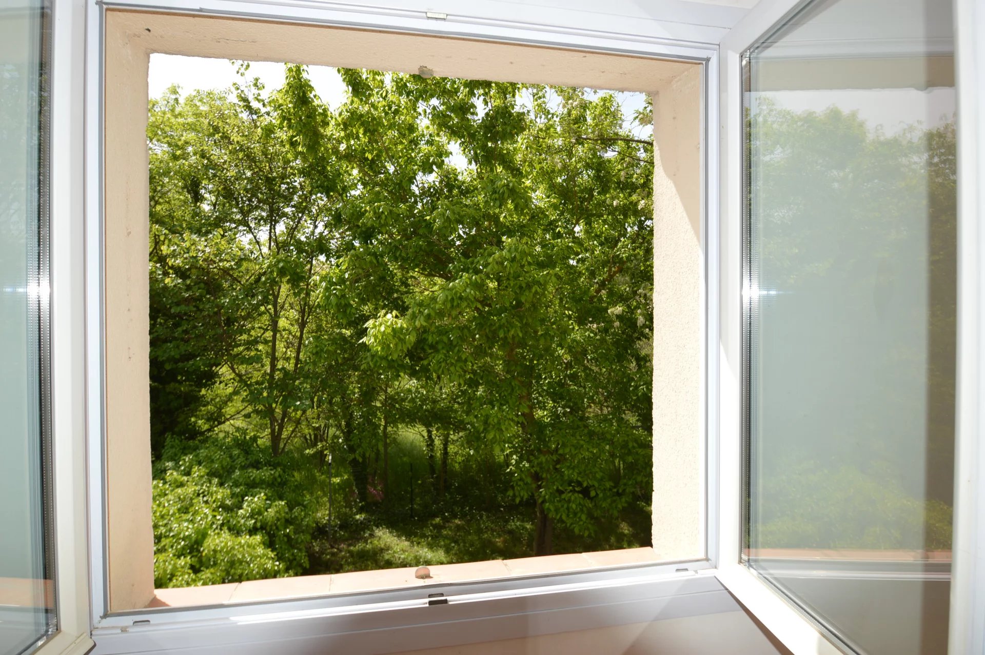 Bright and Peaceful Home Just moments away from the Center of Aix-en-Provence, Provence-Alpes-Côte d’Azur – France – BVI80761