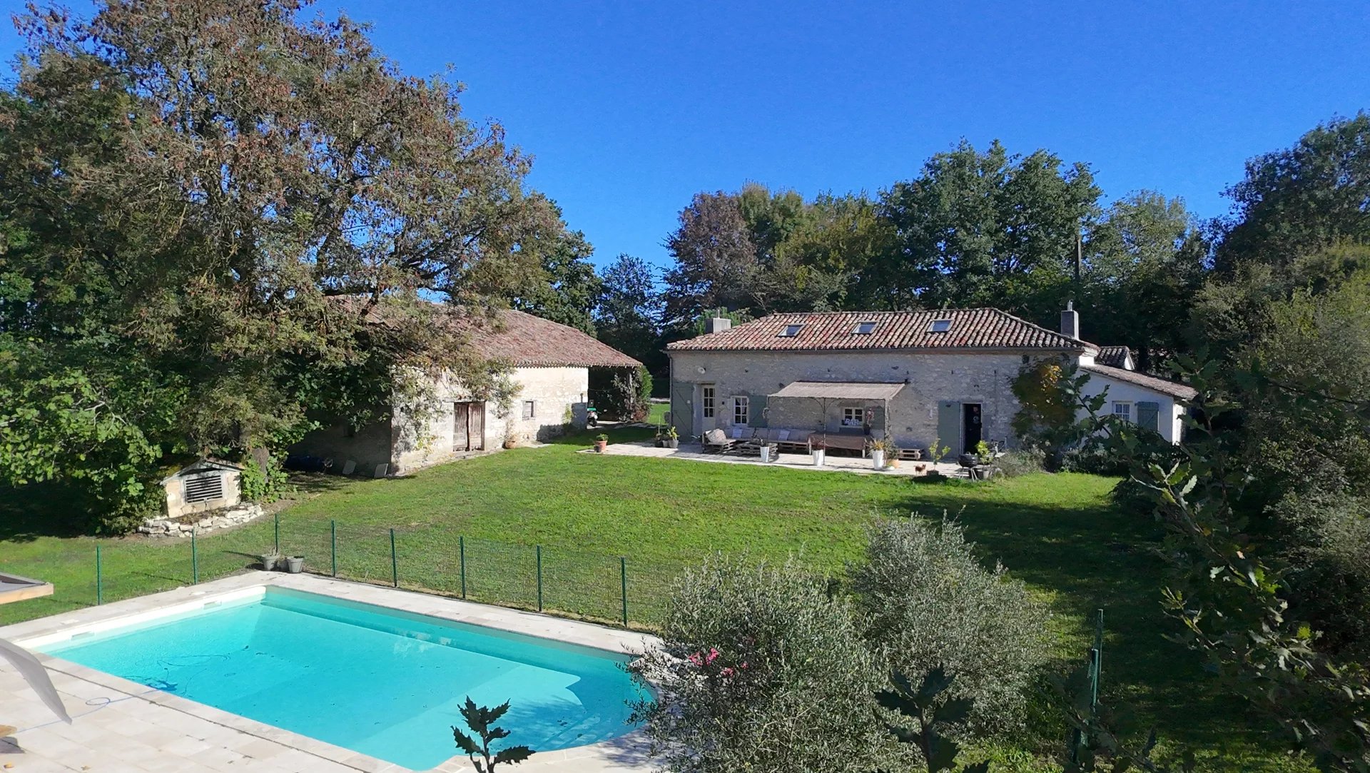 Charming Character Stone Cottage in the Heart of the Lot-et-Garonne Countryside, Aquitaine – France – BVI83116