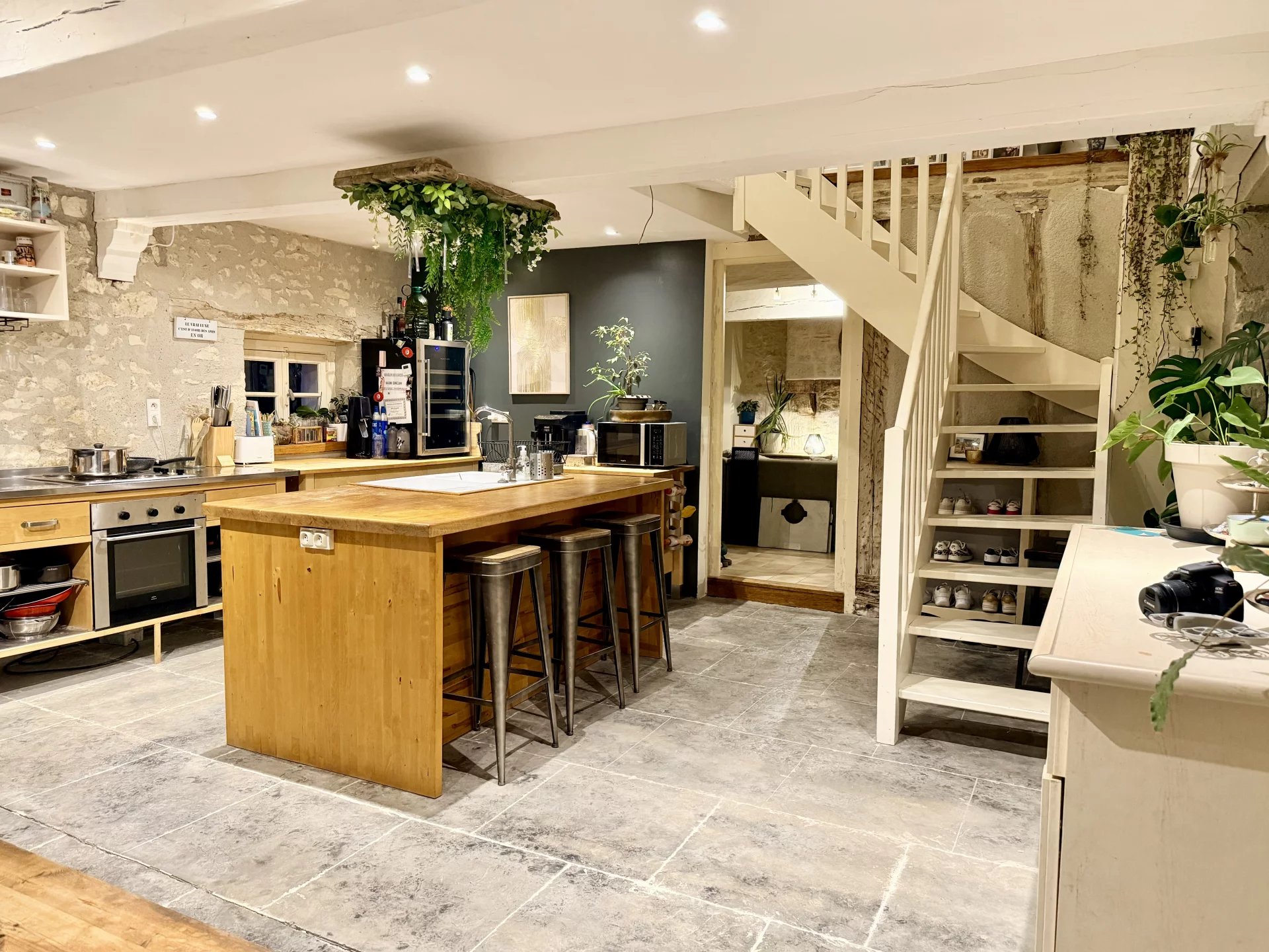 Charming Character Stone Cottage in the Heart of the Lot-et-Garonne Countryside, Aquitaine – France – BVI83116