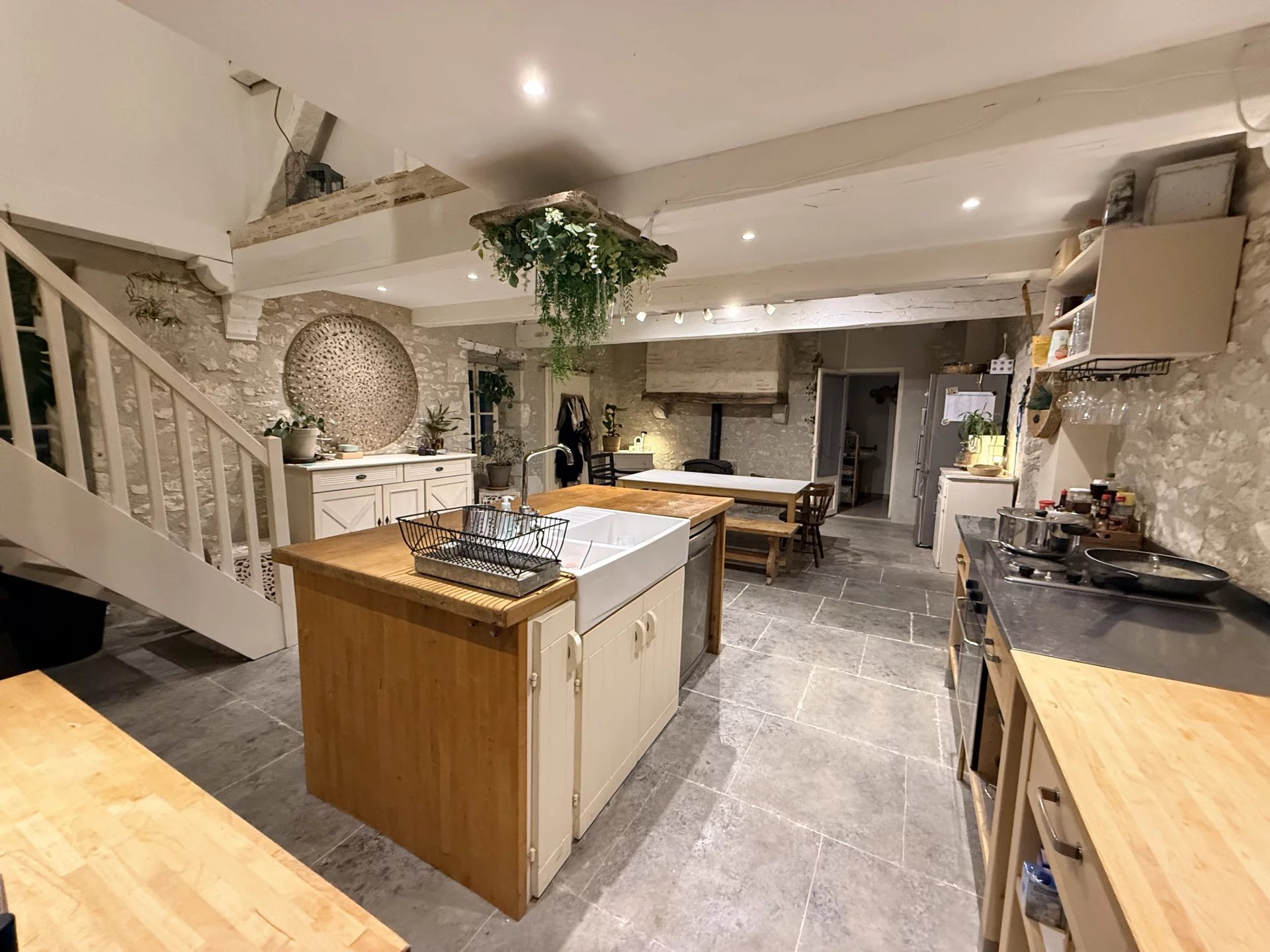 Charming Character Stone Cottage in the Heart of the Lot-et-Garonne Countryside, Aquitaine – France – BVI83116