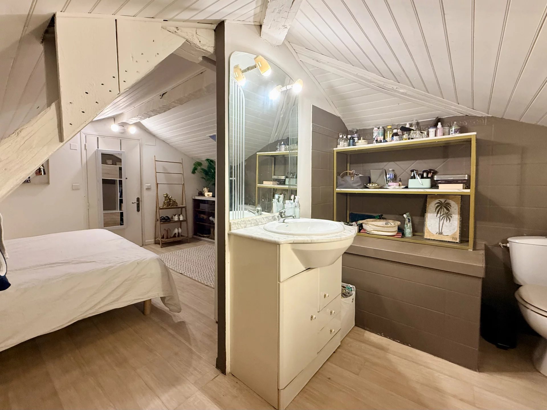 Charming Character Stone Cottage in the Heart of the Lot-et-Garonne Countryside, Aquitaine – France – BVI83116