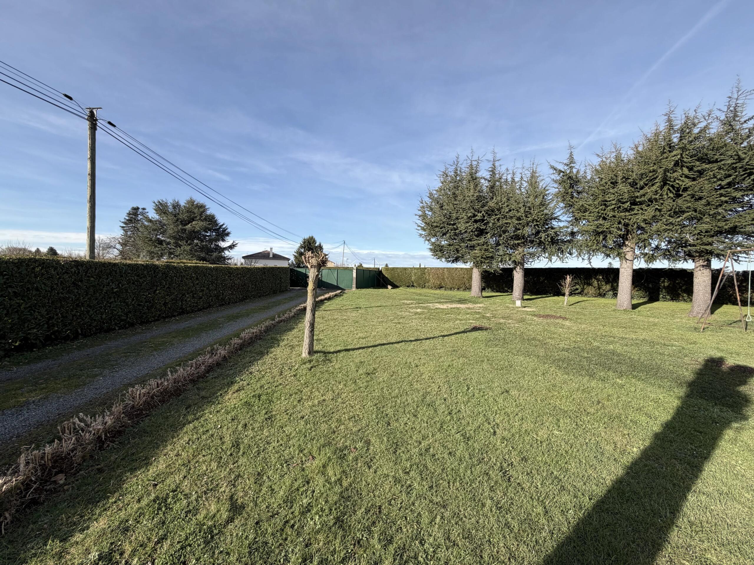 Three-Bedroom Bungalow in a Peaceful Village Near Ruffec, Poitou-Charentes – France – BVI84041