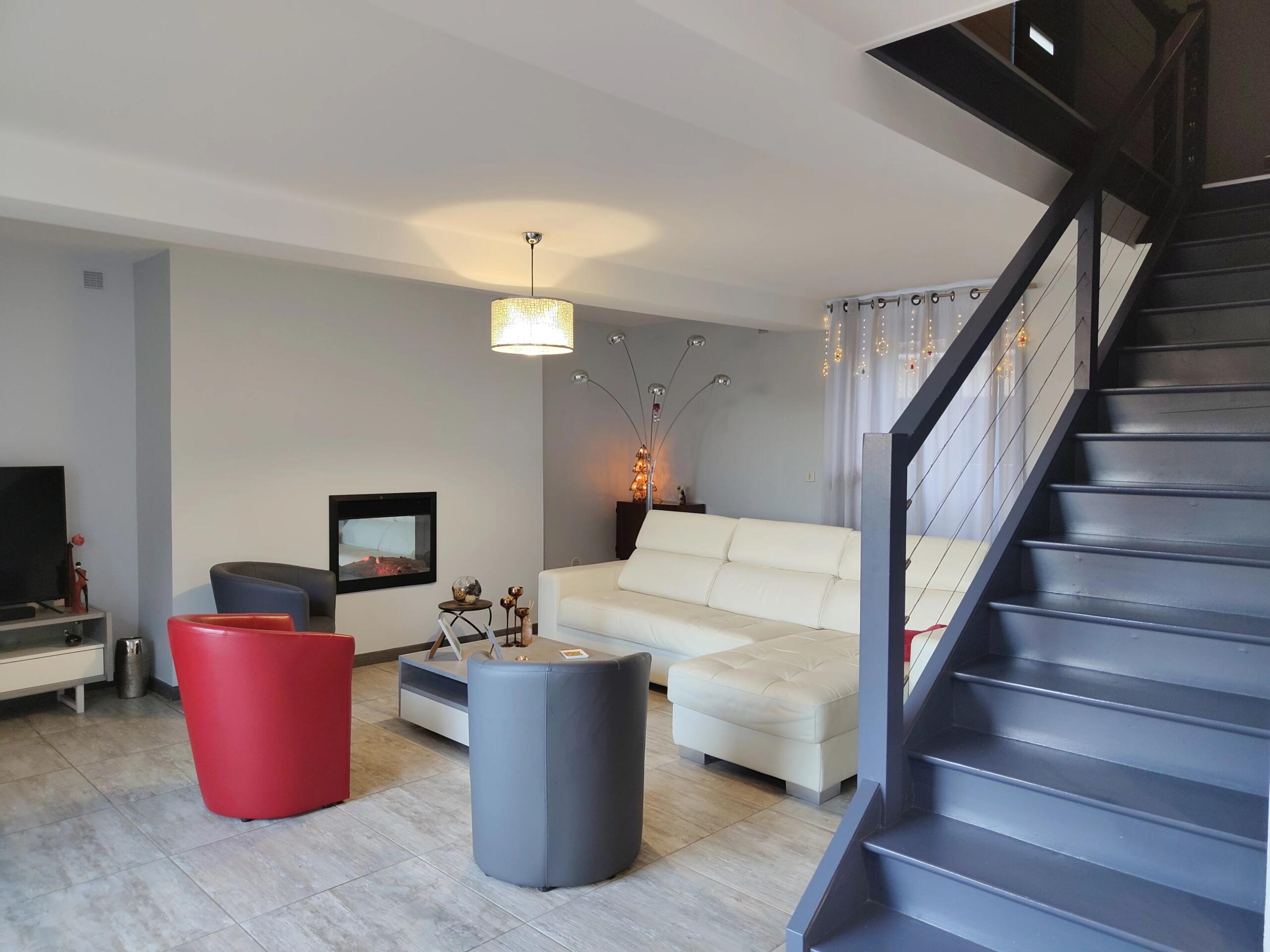 Stone Property with Pool and 4 Hectares of Land, Aquitaine – France – BVI83865