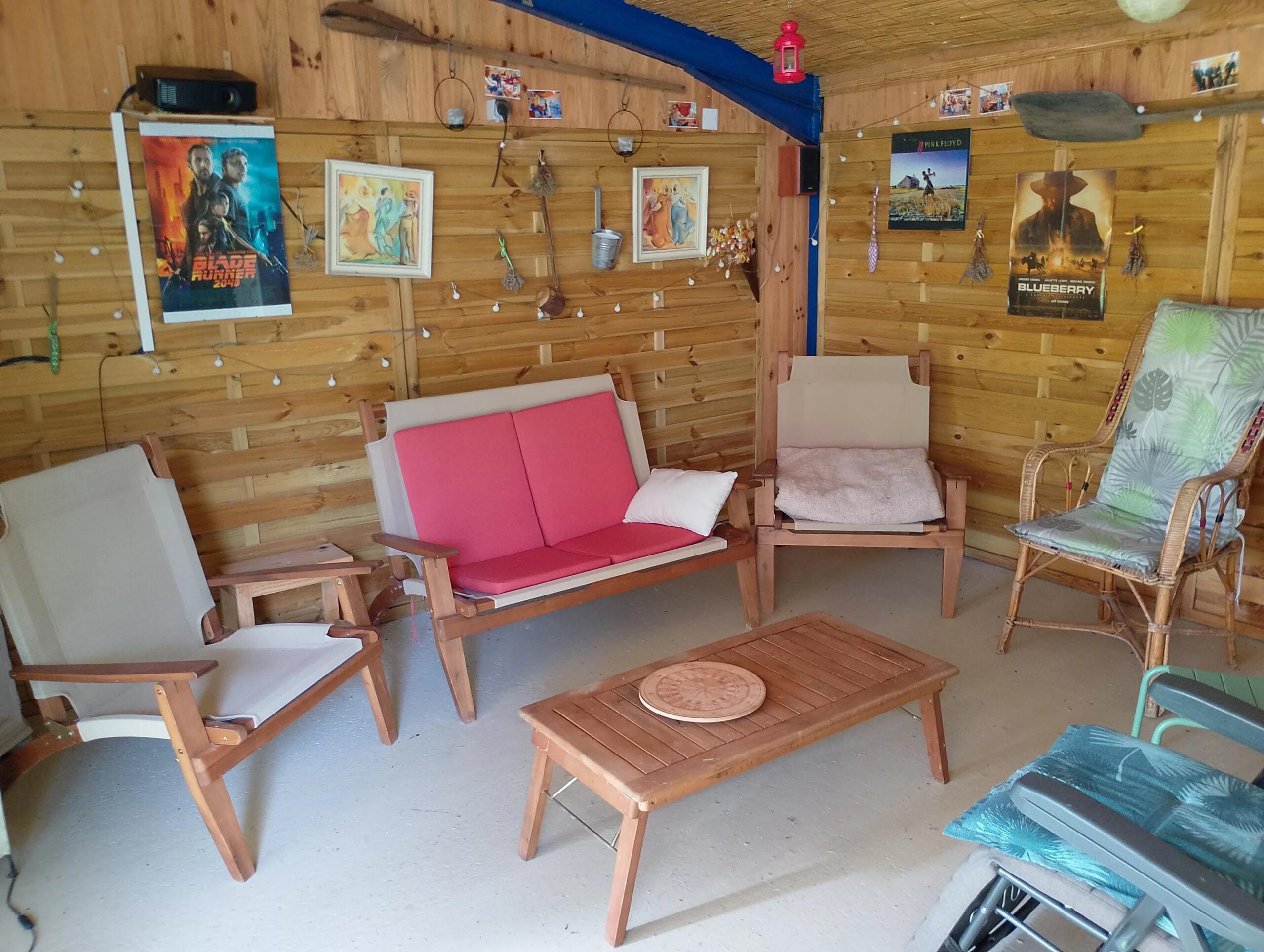 Between Jonzac and Pons, Poitou-Charentes – France – BVI83088