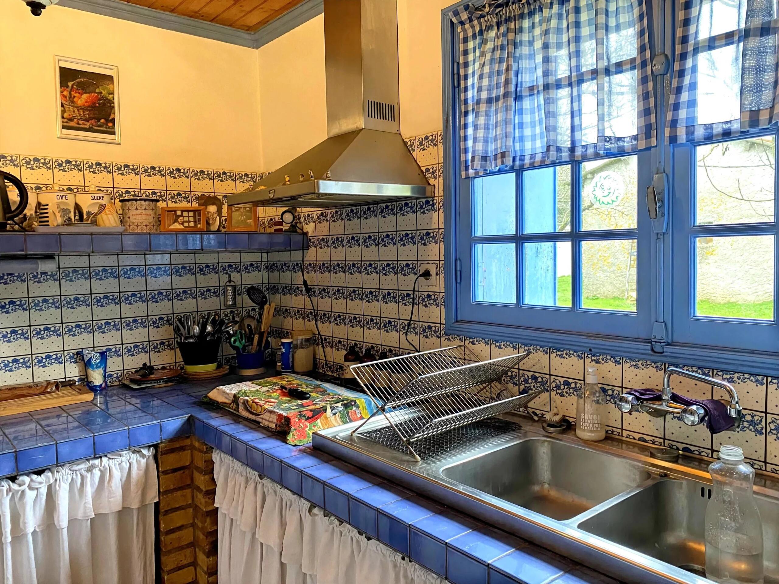 A family home with a garden near a city, Poitou-Charentes – France – BVI83683