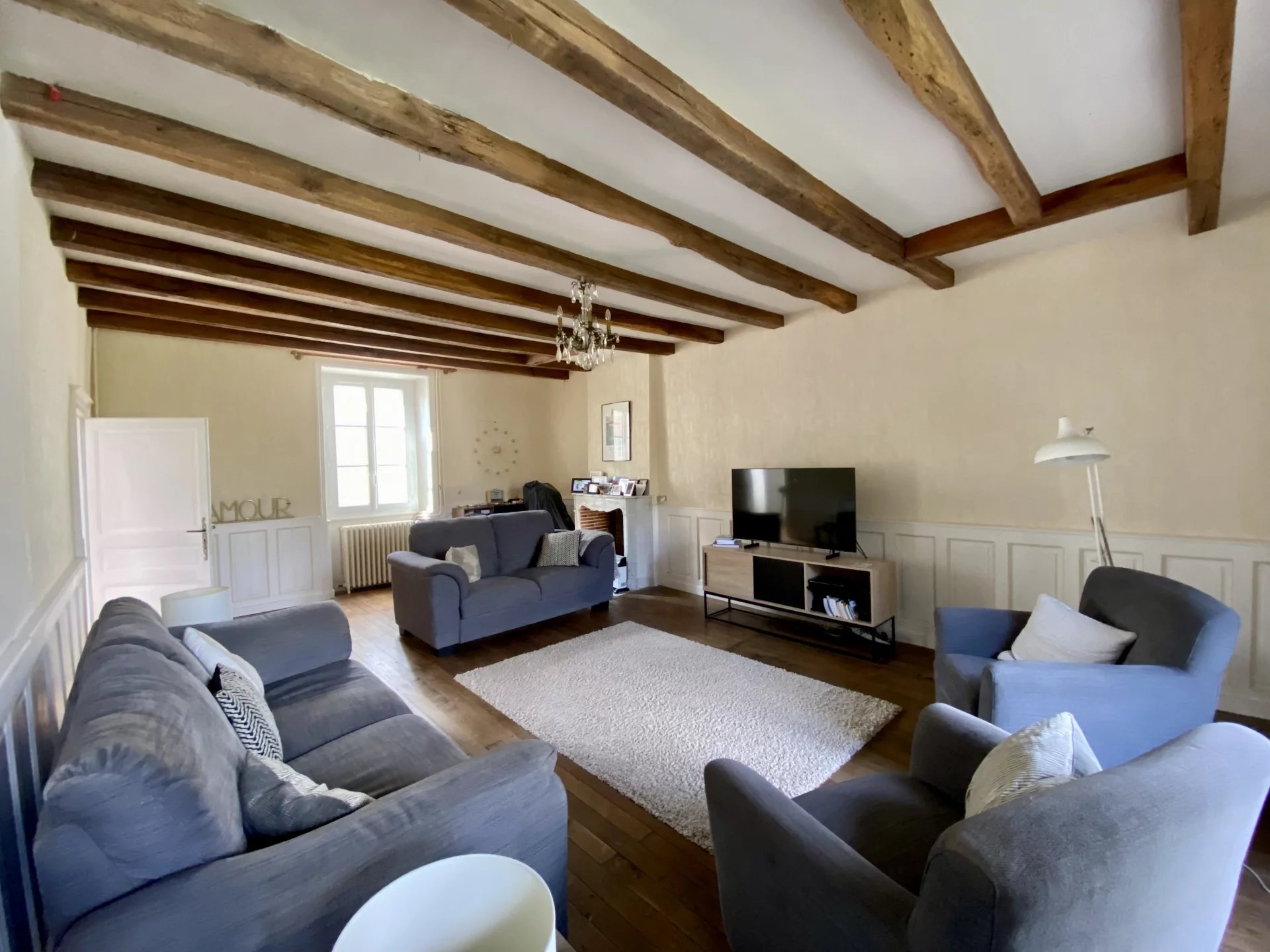 Charming Family Home in Mézières-sur-Issoire, Limousin – France – BVI71507