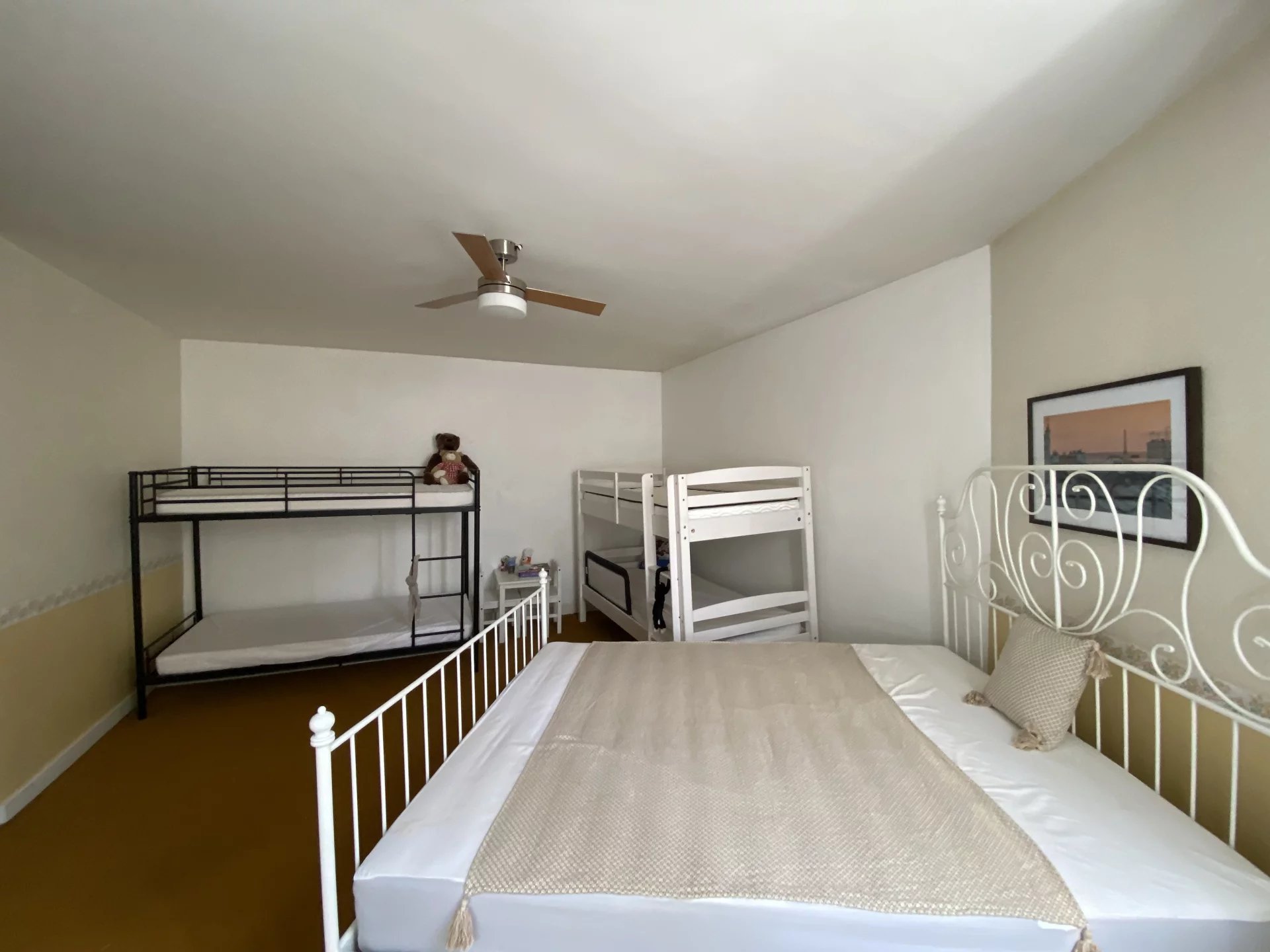 Charming Family Home in Mézières-sur-Issoire, Limousin – France – BVI71507