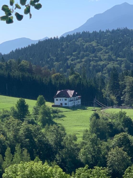 Stunning Panoramic Mountain View Villa in Brasov, Romania